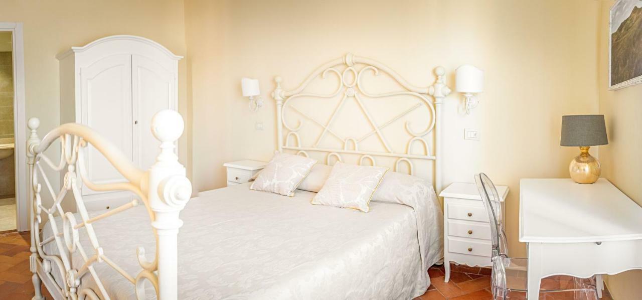 Hotel Il Castello Certaldo Ngoại thất bức ảnh